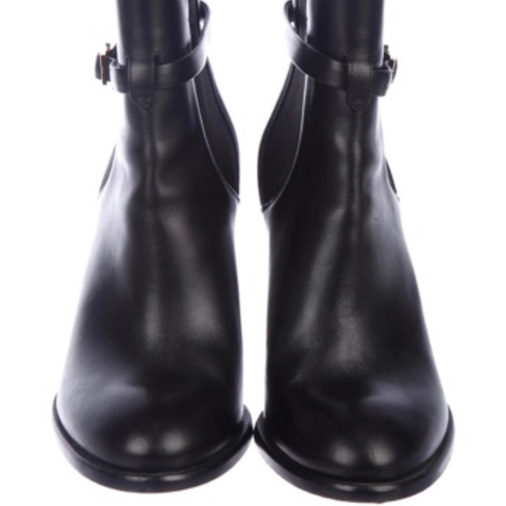 Louis Vuitton boots 37.5 black leather, gold-tone LV buckle